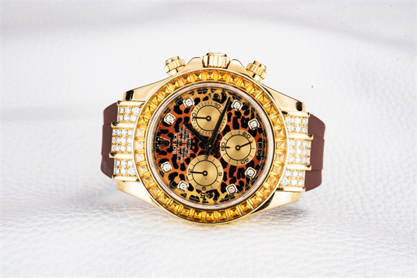 劳力士进灰了如何修复(图) 劳力士进灰了如何修复(图)