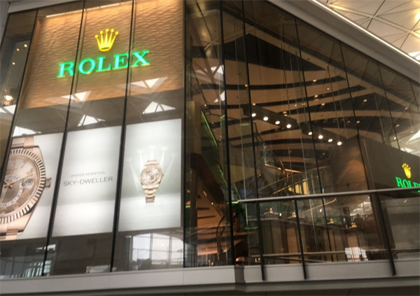 劳力士表带掉色如何修复(图) 劳力士表带掉色如何修复(图)